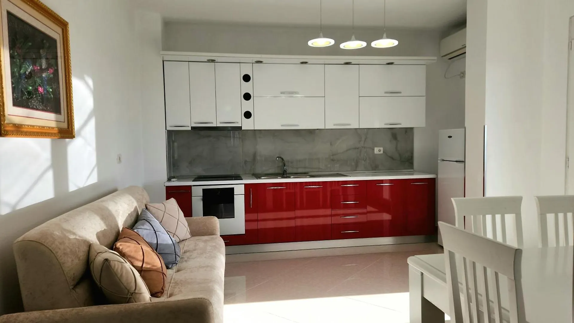 Modern & Cozy Apt, 1Km From City Center Fier Albania