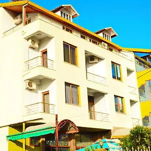Hotel Gjeli, Fier